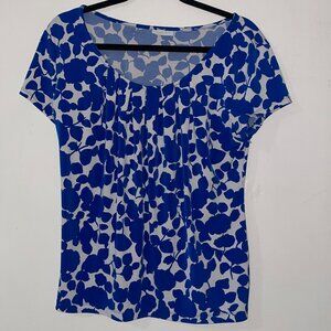 New York & Company Blue and White Floral Print Short Sleeve Blouse